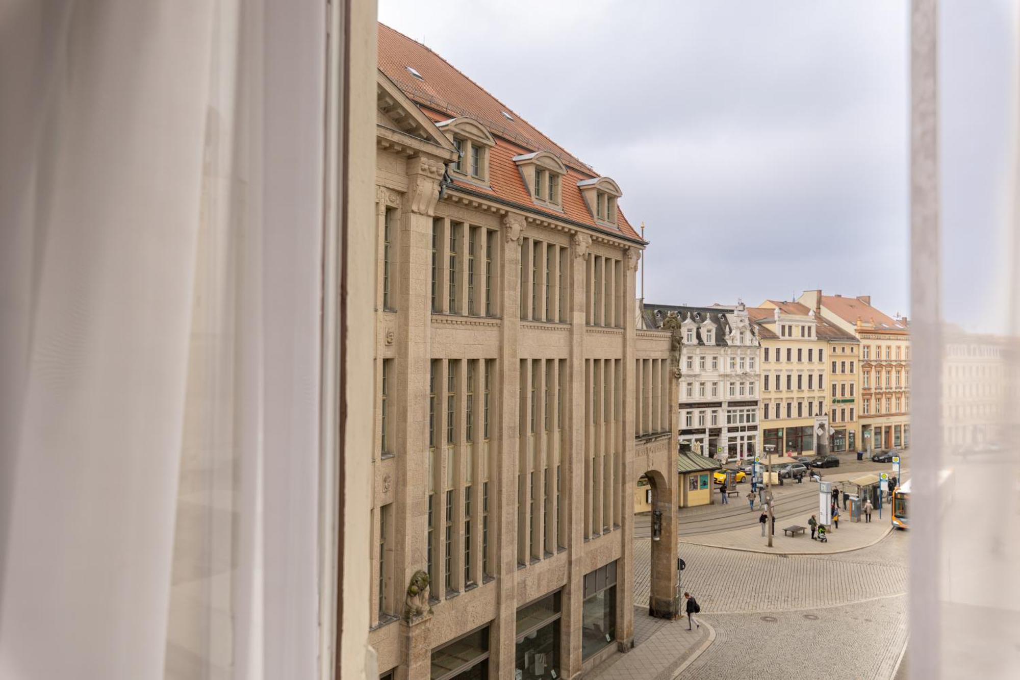 Akzent Hotel Am Goldenen Strauss กอร์ลิตซ์ ภายนอก รูปภาพ